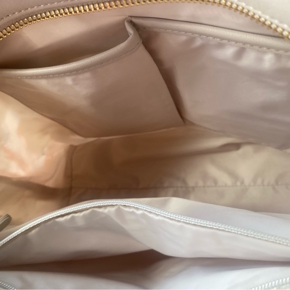 Radley London NWT get ready for spring beige Desert Floral Nylon & Leather Trim - Picture 7 of 8